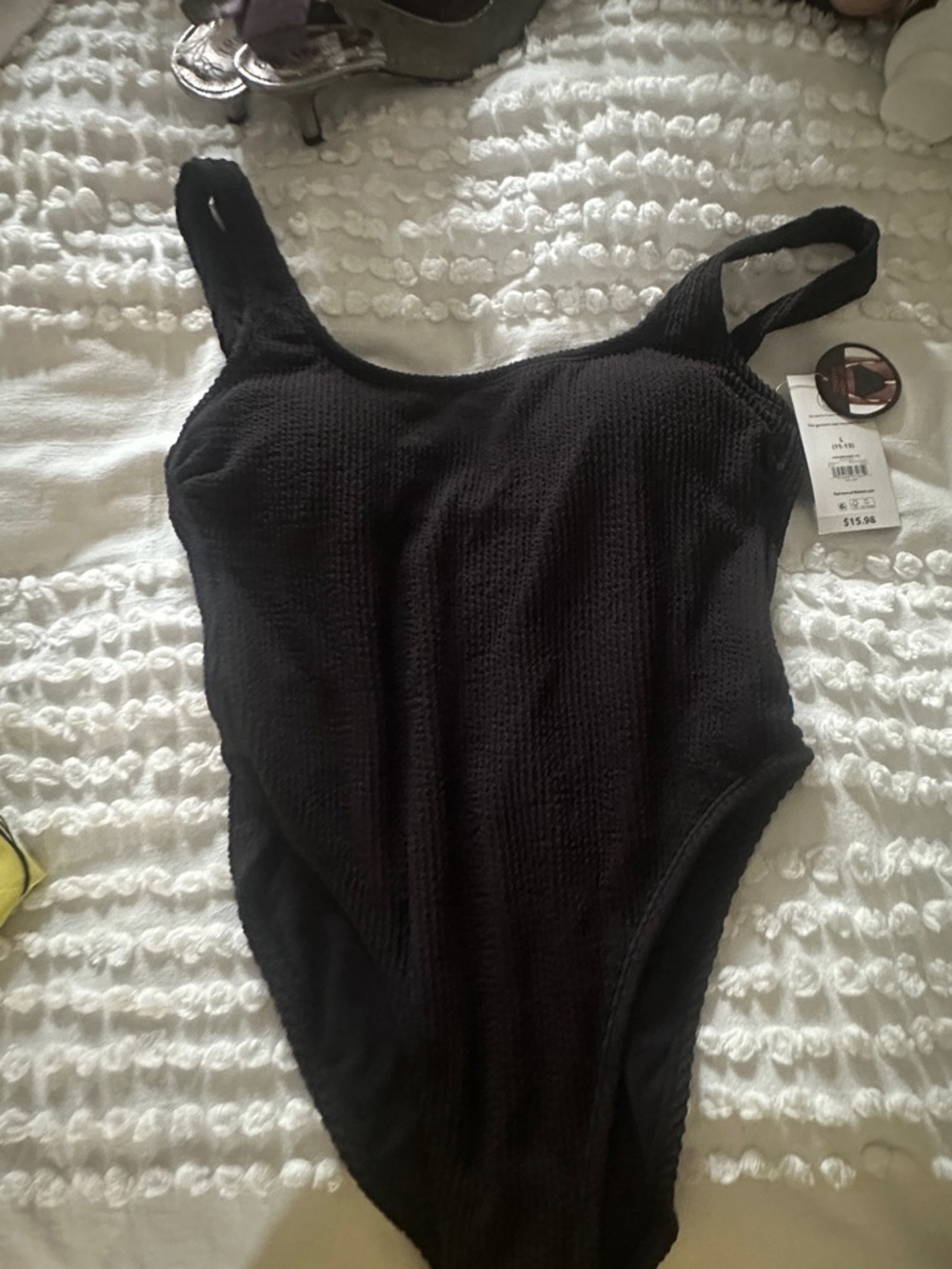 One-Piece Swimsuit - Classic Scoop Neck